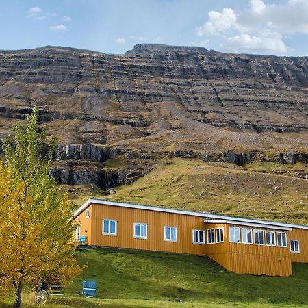Hafaldan Hi Hostel - Harbour Building Seydisfjordur ภายนอก รูปภาพ
