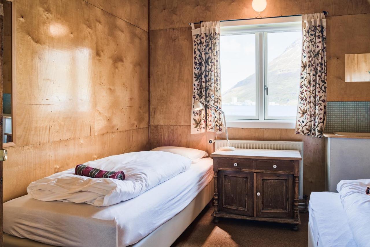 Hafaldan Hi Hostel - Harbour Building Seydisfjordur ภายนอก รูปภาพ