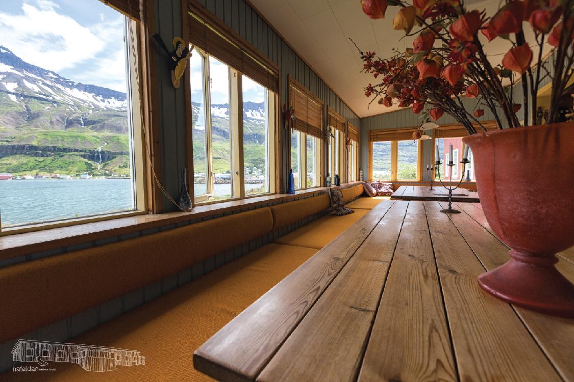Hafaldan Hi Hostel - Harbour Building Seydisfjordur ภายนอก รูปภาพ